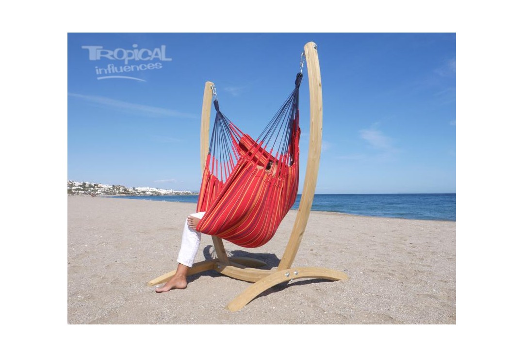 Hamac chaise rouge avec son pied en bois à la page